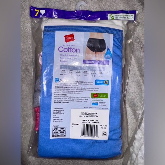 2 Pack Bundle - Hanes Women's Core Cotton Briefs
Underwear - Picture 2 of 5